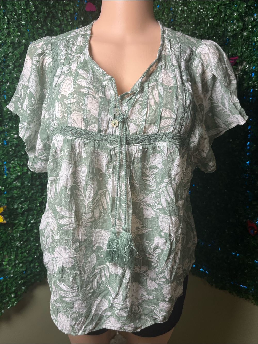 Boho Green Floral Tie-Front Flutter Sleeve Blouse